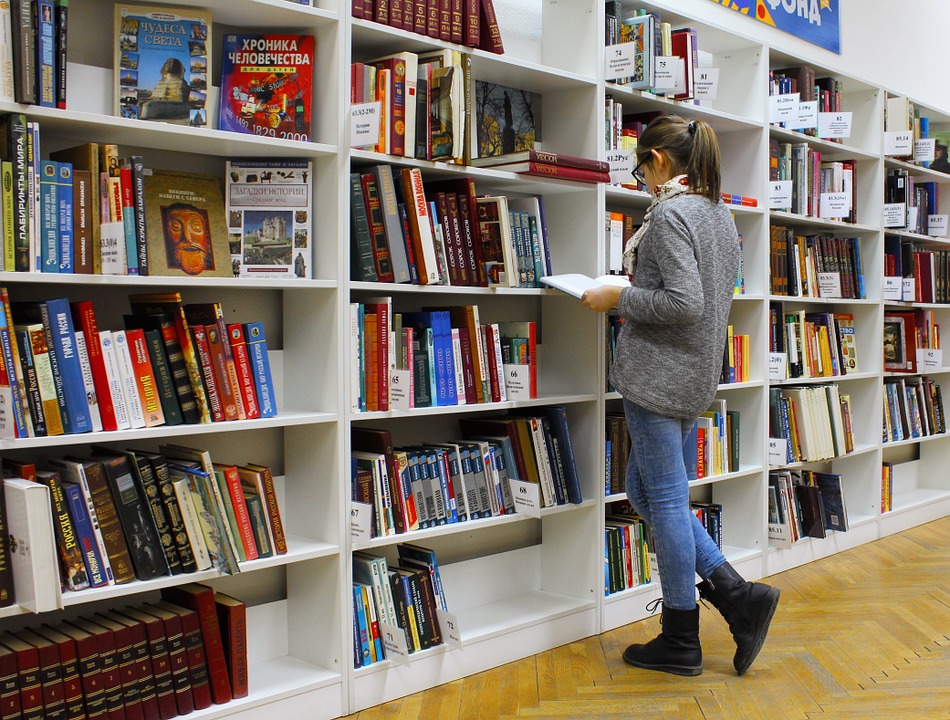 Orario di apertura della biblioteca comunale durante le festività